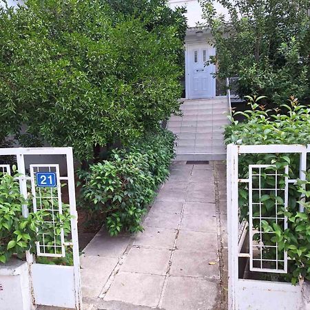 Danais Apartment Athens Exterior photo